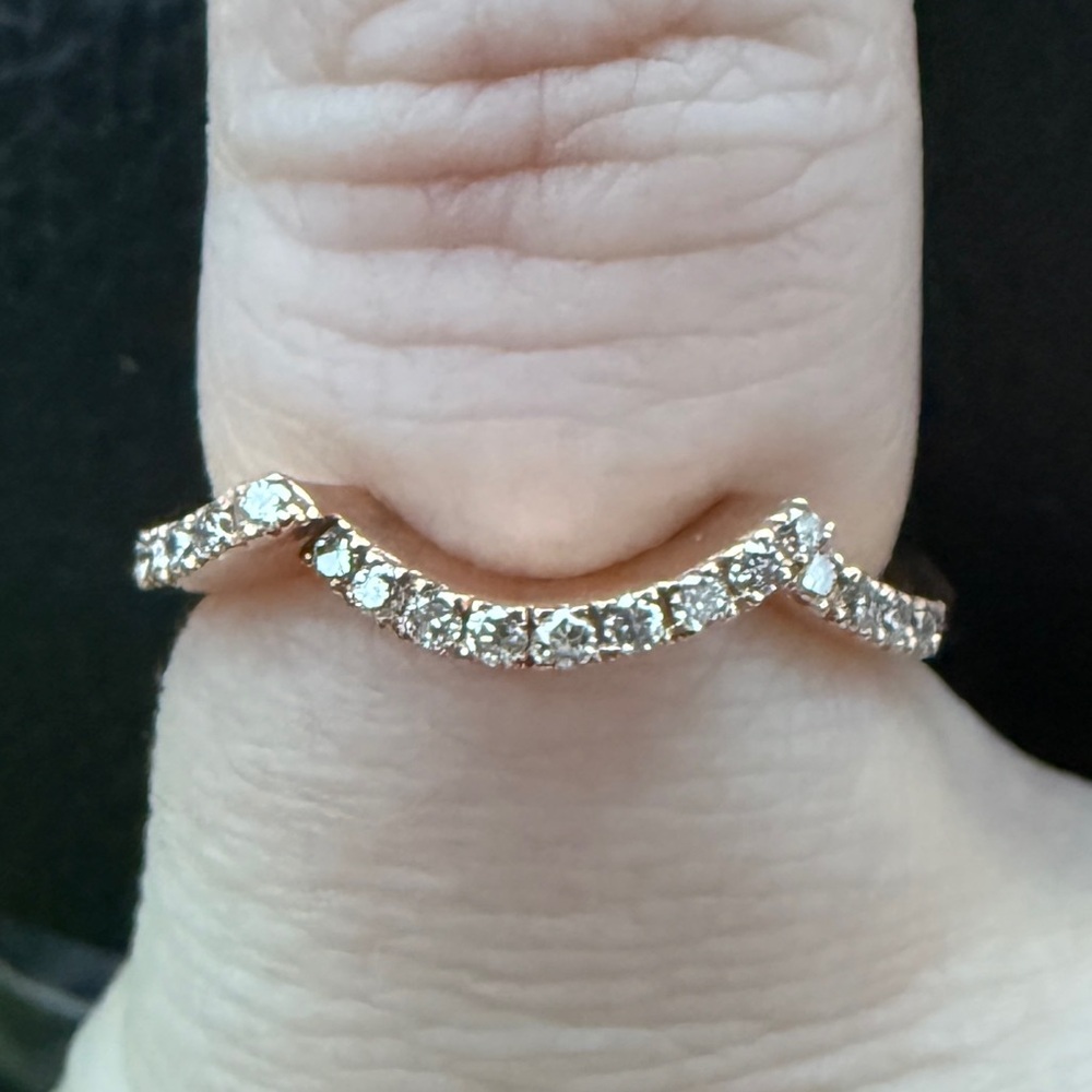 Le Vian 1/4 Carat Natural Diamond 14K Strawberry Gold Curved Wedding Band Ring